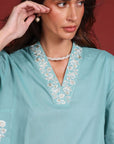 Gulraiz Halka Neela Kaftan