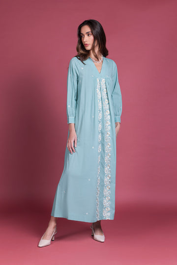 Shabnam Halka Neela Kaftan