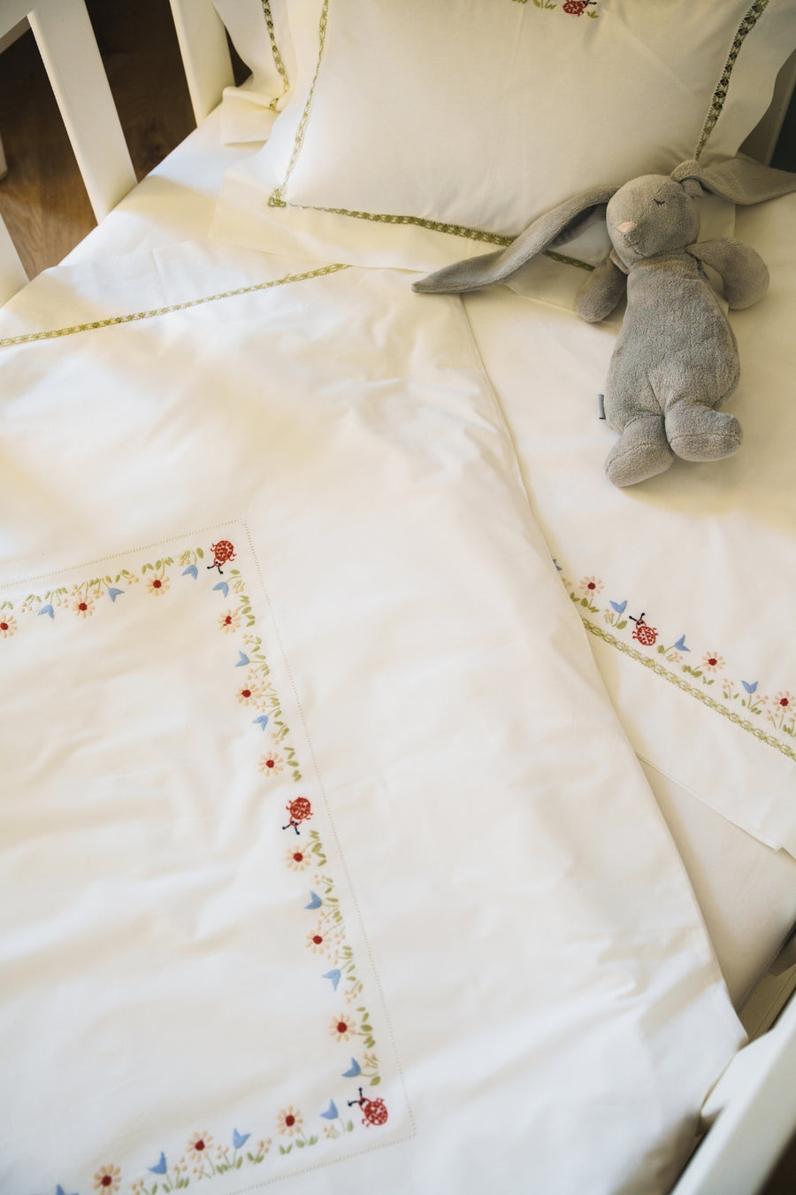 Beetles & Blooms – Multicolour Baby Set (4pcs)