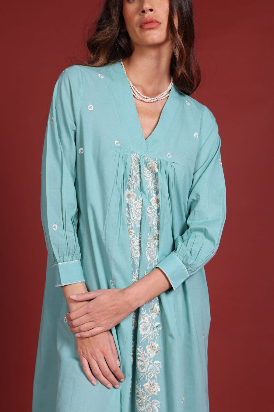 Shabnam Halka Neela Kaftan