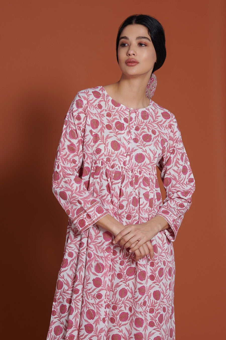 Anar Jaal Kaftan