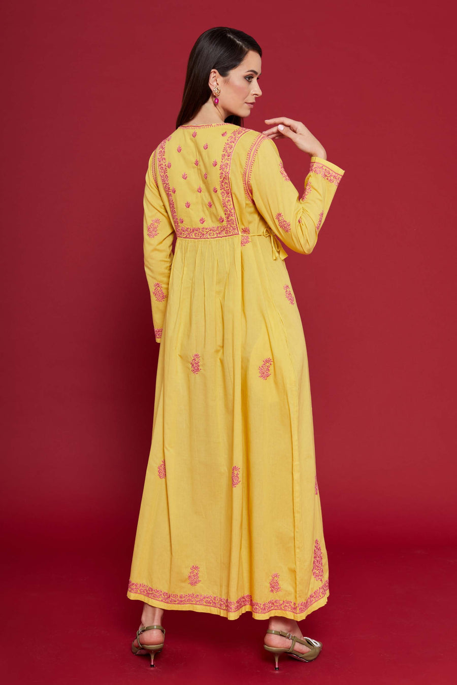 Embroidered Chikankari Kaftan in Freesia Yellow