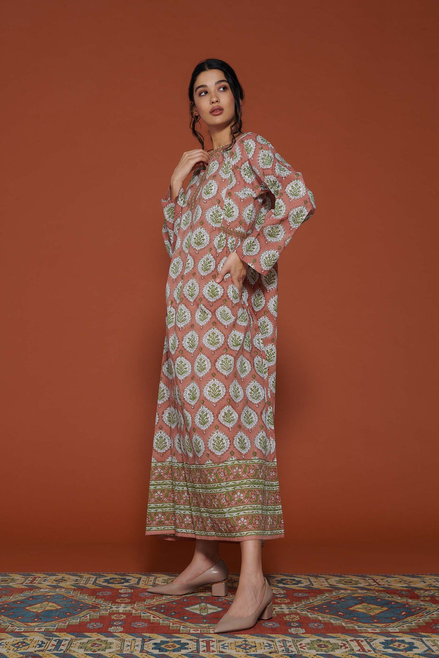 Gulabi  Shiraz Bagh Kaftan