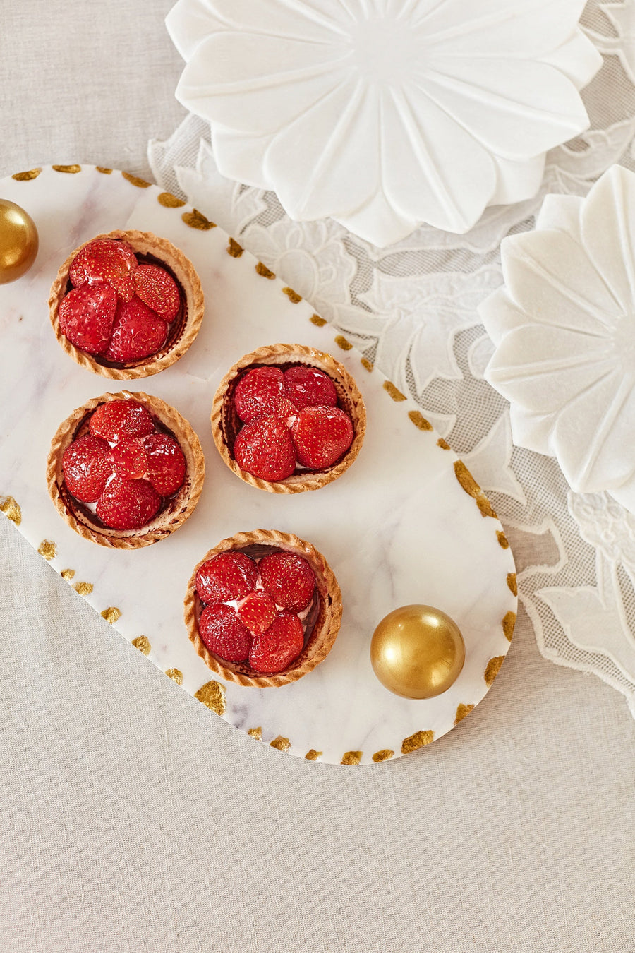 Oval Gold Dome Marble Tray