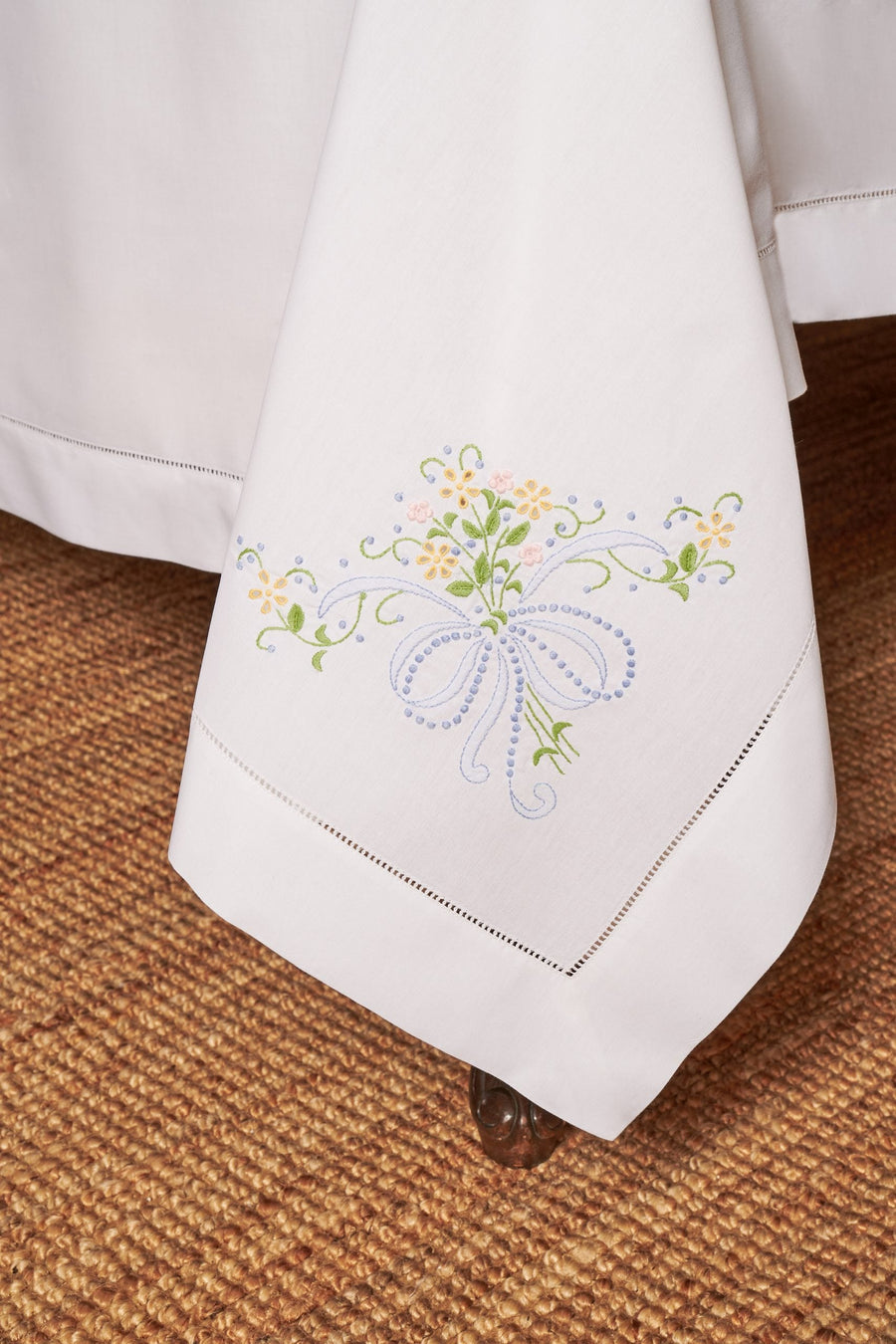 Table Cover Floral Symphony